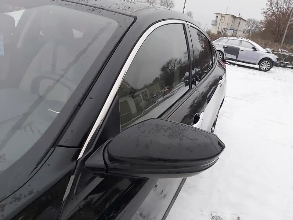 Honda Civic z panelami 30%