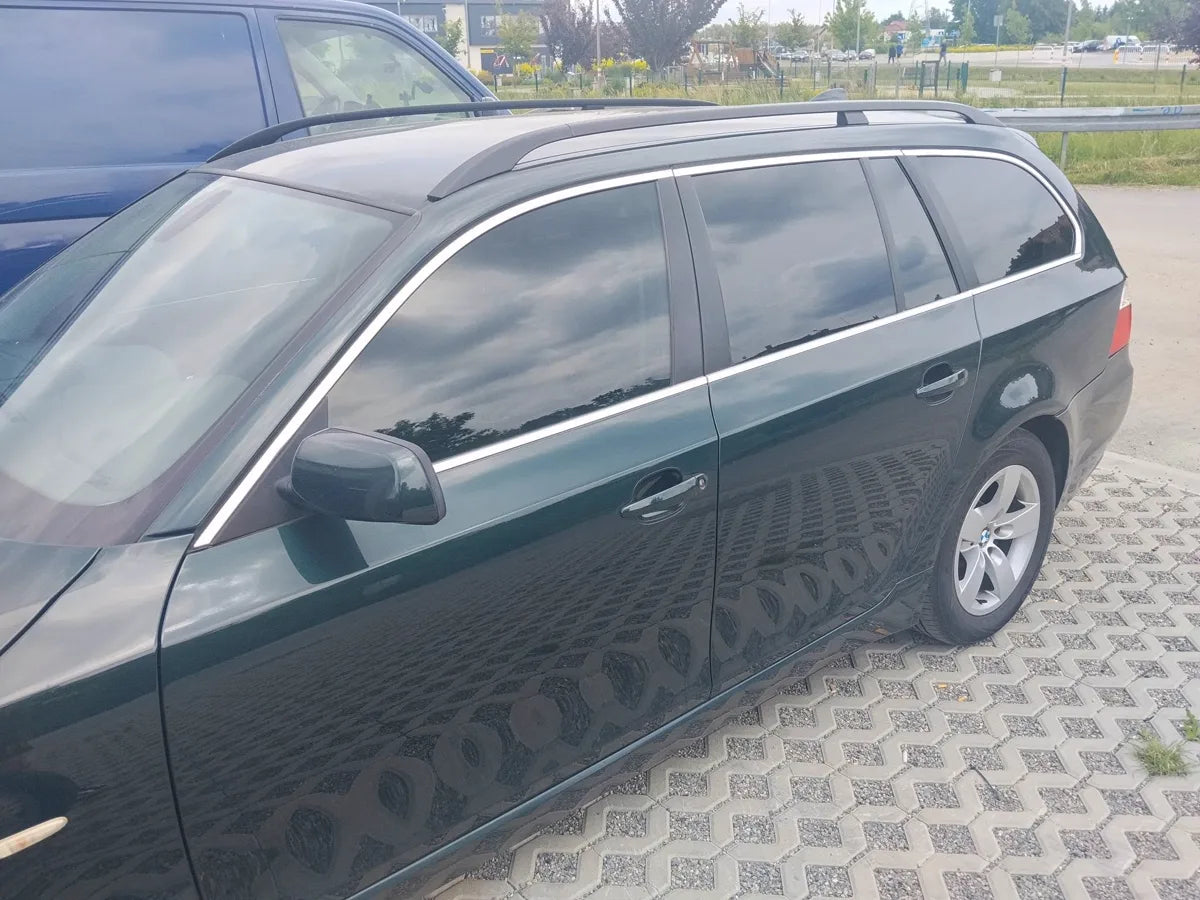 BMW serii 5 z panelami przód 20%